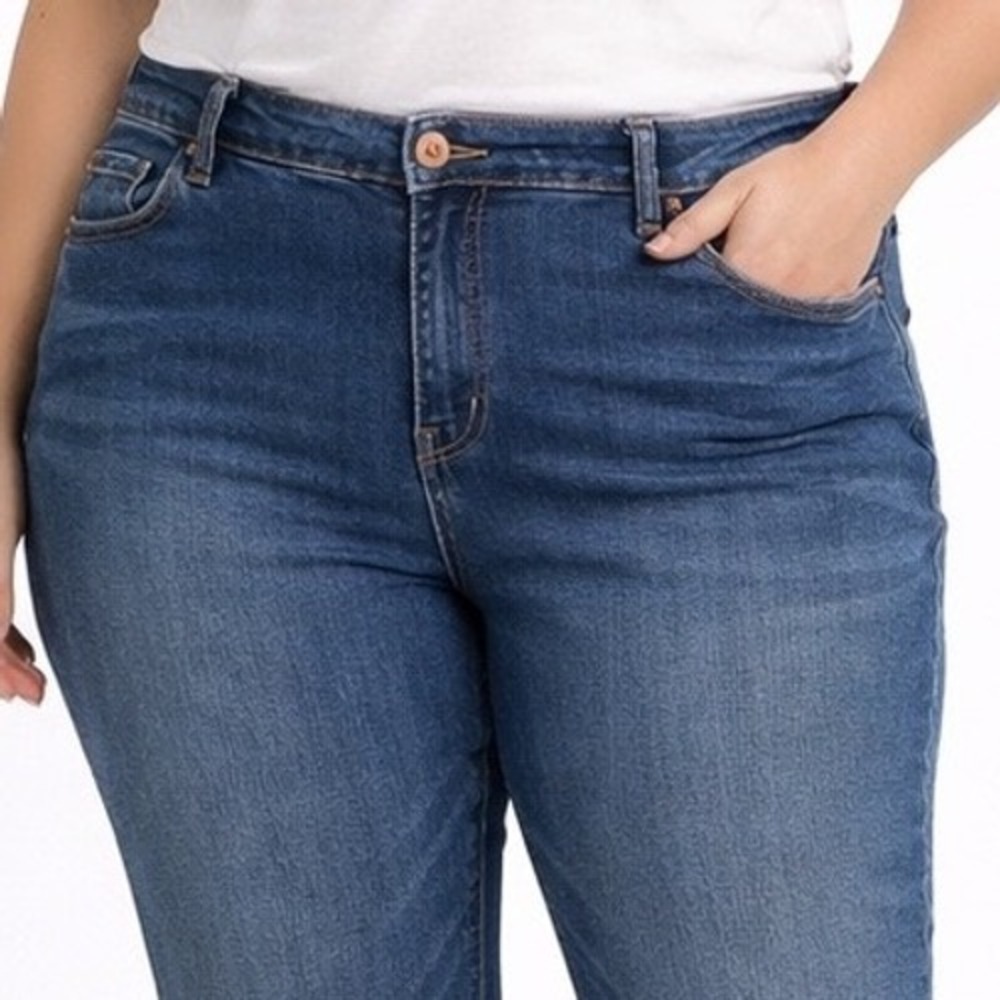 Morgan & Walker Womens Plus Size‎ 20 Med Blue Straight Leg Stretch Jeans 320596X